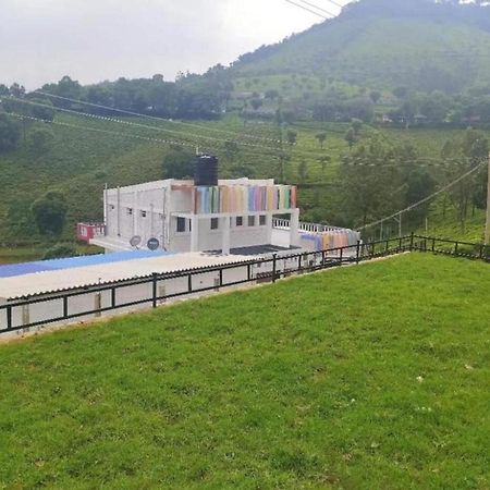 Hill Park Hotel Ooty Exterior photo